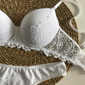 CONJUNTO TAZA SOFT Y LESS MICROFIBRA Y PUNTILLA BENTURAS BENTURA’S 824E